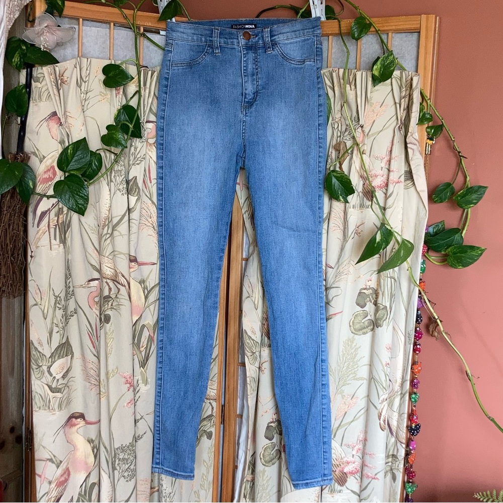 Fashion Nova Denim Skinny Blue Jeans sz 3 - Picture 2 of 10